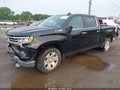 2022 Chevrolet Silverado 1500 — photo 2 of 18 | VIN 1GCUDGET9NZ553072