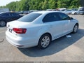2017 Volkswagen Jetta — photo 4 of 17 | VIN 3VW2B7AJ0HM401119