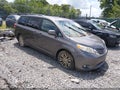 2011 Toyota Sienna — photo 1 of 17 | VIN 5TDYK3DC2BS171707