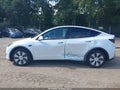 2024 Tesla Model Y — photo 15 of 23 | VIN 7SAYGDEE3RA220077