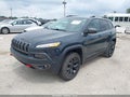 2017 Jeep Cherokee — photo 2 of 16 | VIN 1C4PJMBS1HW589392