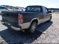 2004 Chevrolet Silverado 1500 — photo 4 of 16 | VIN 1GCEC19V34Z109457