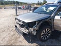 2017 Subaru Outback — photo 6 of 17 | VIN 4S4BSANC7H3311992