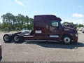 2010 Freightliner Cascadia 125 — photo 16 of 20 | VIN 1FUJGLDRXASAK8951