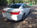 2013 Honda Accord — photo 4 of 17 | VIN 1HGCR2F55DA231138