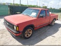 1992 Chevrolet S Truck — photo 2 of 16 | VIN 1GCCS19R2N8212552