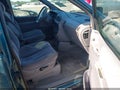 2000 Dodge Grand Caravan — photo 5 of 16 | VIN 1B4GP44G1YB589131