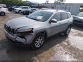 2017 Jeep Cherokee — photo 2 of 21 | VIN 1C4PJMCS6HW595493