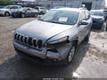 2017 Jeep Cherokee — photo 6 of 21 | VIN 1C4PJMCS6HW595493