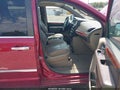 2015 Chrysler Town & Country — photo 5 of 14 | VIN 2C4RC1BG4FR656764