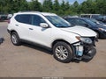 2016 Nissan Rogue — photo 1 of 17 | VIN 5N1AT2MV0GC897032