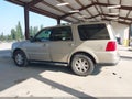 2005 Lincoln Navigator — photo 14 of 16 | VIN 5LMFU28545LJ14673