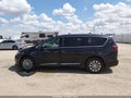 2019 Chrysler Pacifica — photo 14 of 17 | VIN 2C4RC1BG3KR625404