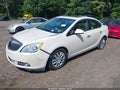 2016 Buick Verano — photo 2 of 10 | VIN 1G4PS5SK5G4104308