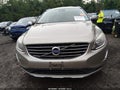 2016 Volvo XC60 — photo 13 of 17 | VIN YV4612RK7G2856723