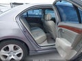 2005 Acura RL — photo 8 of 17 | VIN JH4KB16555C001886
