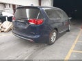 2019 Chrysler Pacifica — photo 4 of 16 | VIN 2C4RC1GG1KR569780