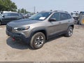 2019 Jeep Cherokee — photo 2 of 18 | VIN 1C4PJMBXXKD438100