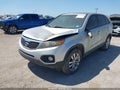 2011 Kia Sorento — photo 2 of 11 | VIN 5XYKU4A24BG027865