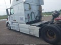 2007 Volvo VN — photo 18 of 23 | VIN 4V4NC9GH17N445345