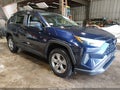 2022 Toyota RAV4 — photo 1 of 18 | VIN 2T3P1RFV0NW268407
