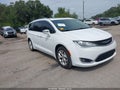 2020 Chrysler Pacifica — photo 1 of 19 | VIN 2C4RC1GG0LR162938