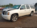2014 Chevrolet Suburban — photo 2 of 15 | VIN 1GNSKKE70ER105930