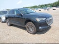 2019 Audi e-tron — photo 1 of 19 | VIN WA1VABGE3KB020597