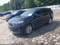 2019 Kia Sorento — photo 2 of 17 | VIN 5XYPG4A35KG475893