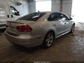 2013 Volkswagen Passat — photo 4 of 13 | VIN 1VWBN7A30DC120684