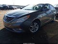 2013 Hyundai Sonata — photo 2 of 11 | VIN 5NPEB4AC2DH507233
