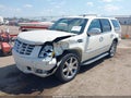 2010 Cadillac Escalade — photo 2 of 18 | VIN 1GYUKBEFXAR228504