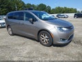 2017 Chrysler Pacifica — photo 1 of 18 | VIN 2C4RC1BG0HR795969