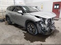 2023 Toyota Highlander Hybrid — photo 1 of 17 | VIN 5TDKBRCH2PS131737