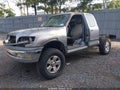2002 Toyota Tundra — photo 6 of 11 | VIN 5TBBT44142S276720