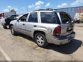 2004 Chevrolet Trailblazer — photo 3 of 14 | VIN 1GNDS13S242230736