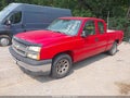 2005 Chevrolet Silverado 1500 — photo 2 of 13 | VIN 1GCEC19X75Z211041