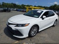 2021 Toyota Camry — photo 2 of 16 | VIN 4T1C11AK0MU580389