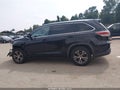 2016 Toyota Highlander — photo 14 of 21 | VIN 5TDJKRFH5GS300589