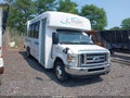 2016 Ford E-450 — photo 1 of 15 | VIN 1FDFE4FS2GDC56764