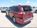 2015 Toyota Sienna — photo 3 of 18 | VIN 5TDKK3DC8FS676033