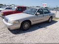 2010 Mercury Grand Marquis — photo 2 of 11 | VIN 2MEBM7FV8AX635770