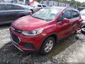 2019 Chevrolet Trax — photo 2 of 17 | VIN 3GNCJPSBXKL367745