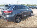 2019 Toyota Highlander — photo 4 of 16 | VIN 5TDJZRFH3KS942023