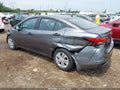 2022 Nissan Versa — photo 3 of 17 | VIN 3N1CN8DV1NL861400