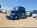 2019 Kenworth T680 — photo 2 of 15 | VIN 1XKYDP9X6KJ237349