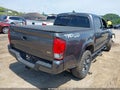 2017 Toyota Tacoma — photo 4 of 16 | VIN 5TFCZ5AN3HX108982