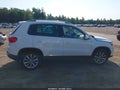 2017 Volkswagen Tiguan — photo 13 of 16 | VIN WVGSV7AX6HW508928