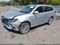 2022 Mitsubishi Outlander — photo 2 of 17 | VIN JA4J2VA70NZ065452