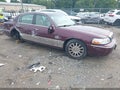 2007 Lincoln Town Car — photo 1 of 17 | VIN 1LNHM81V97Y618845